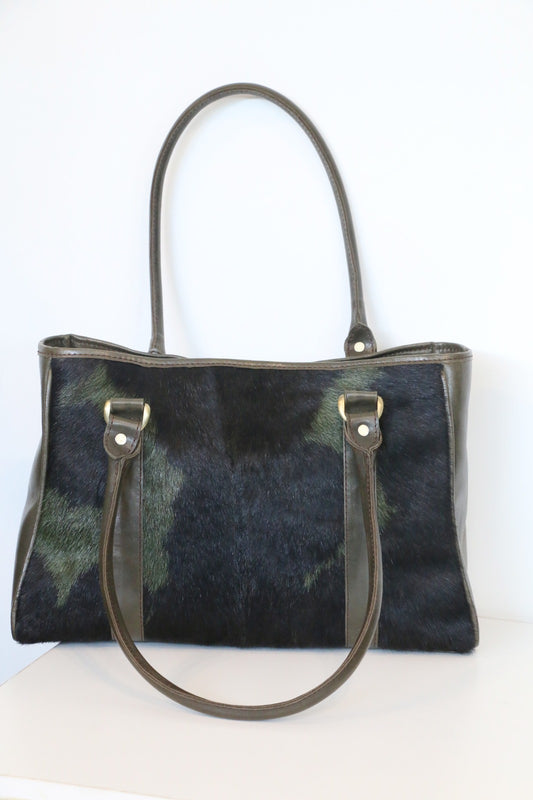 Evergreen Elegance Hand-Bag