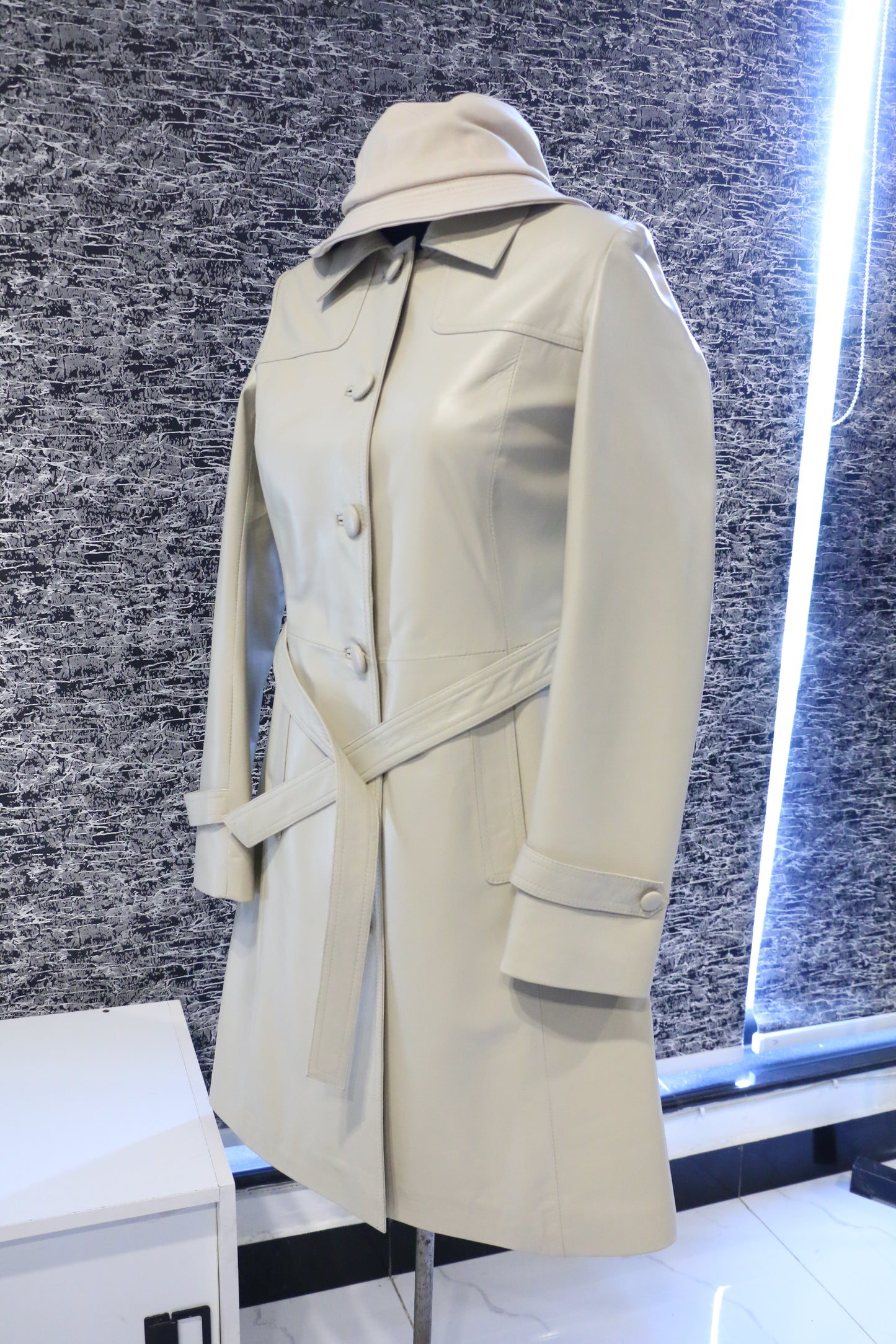 Off-White – Ivory Leather Trench Coat