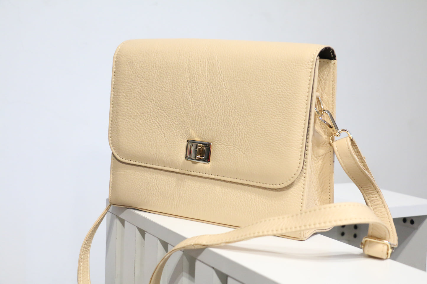 Stylish Women’s Cow Leather Handbag-Cream Color