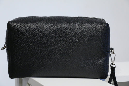 Elegant Black Cow Leather Handbag