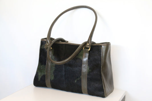 Evergreen Elegance Hand-Bag