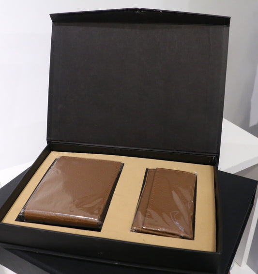 Elegant 2-Piece Cow Leather Gift Set