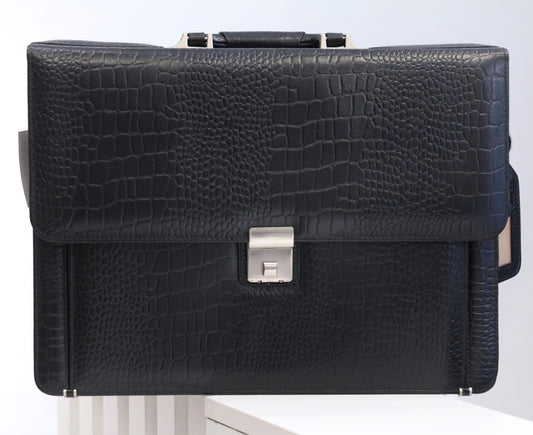 The Monarch Case – Structured Leather Bag for Executives