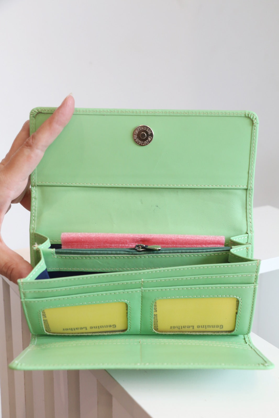 Luxury Ladies Leather Wallet – Rich-Green Cowhide